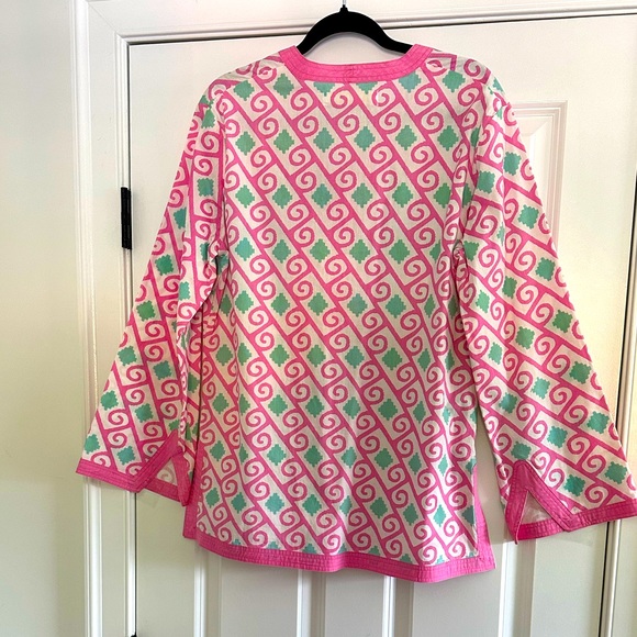 Tracey Negoshian Long Sleeve V Neck Blouse in Pink Size Large - Picture 6 of 12